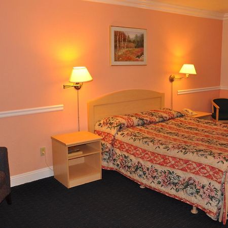Motel Super 8 By Wyndham Hayward Downtown Castro Valley Esterno foto