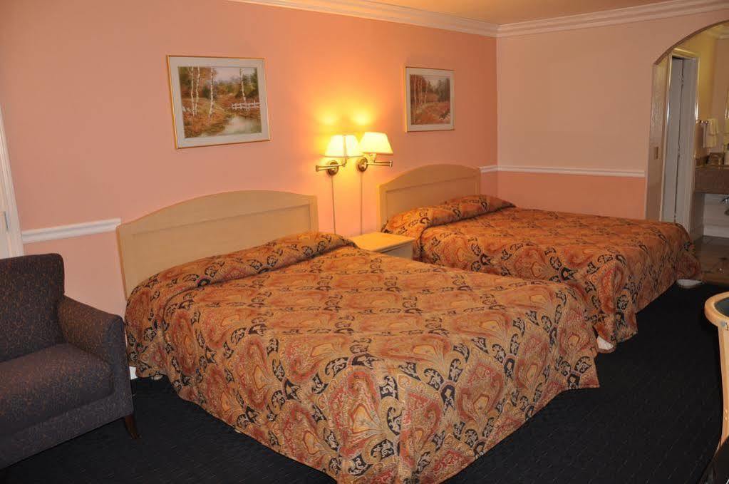 Motel Super 8 By Wyndham Hayward Downtown Castro Valley Esterno foto